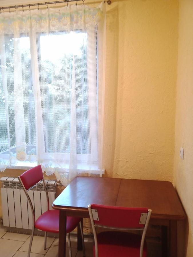 חארקיב 2 К Квартира Между Двумя Станциями Метро Студенческая И Академика Павлова מראה חיצוני תמונה